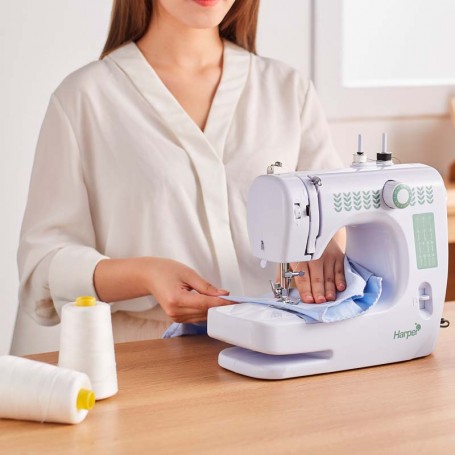 Machine A Coudre 14 Points Et Boutonnière A 4 Etapes MAC214 De Harper - Reconditionné