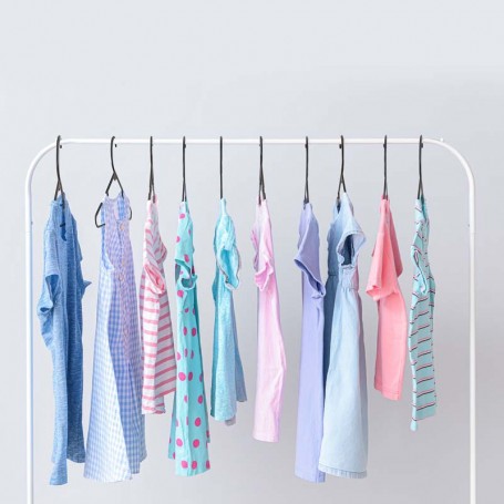 Lot de 12 Cintres noirs CIN12 de la marque Garnier