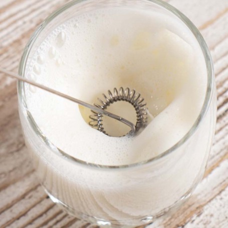 MOUSSEUR À LAIT ÉLECTRIQUE KFOAM de KITCHENCOOK