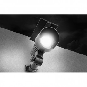 Projecteur solaire LED 15 lumens WALL LED Vsolar 2